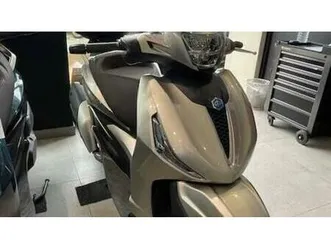 vendo piaggio beverly 400 (2025) usata a milano (codice 9817706) - moto.it