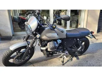 vendo moto guzzi v7 ii stone (2015 - 17) usata a roma (codice 9817803) - moto.it