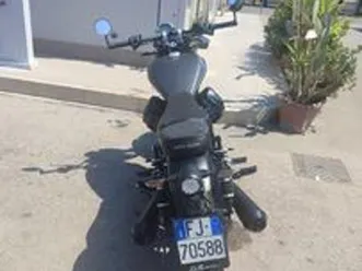 moto guzzi v9 bobber 2024