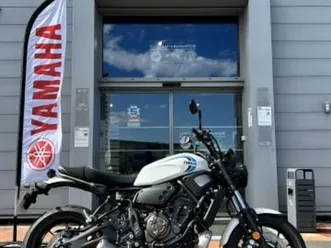 yamaha xsr 700 abs 2022 700 cm3 | moto roadster | 1 750 km | blanc | 14112 bieville beuville