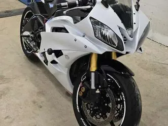 yamaha yzf-r6 weiß