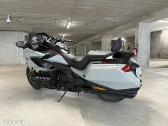 honda gl 1800 goldwing bagger dct