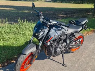 yamaha mt-07 / farbe: storm fluo / sehr gepflegt