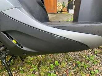 kymco people s 150i tradizionale con bauletto e parabrezza