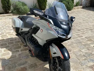 honda 1800 bagger dct 2022 comme neuf