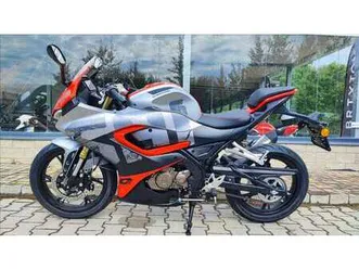 qj motor srk 125 r 2025