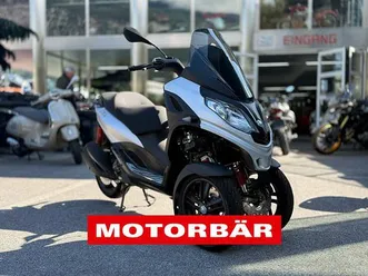moto neuve: piaggio mp3 300