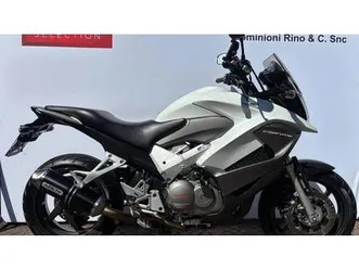 vendo honda crossrunner abs (2010 - 14) usata a olgiate comasco (codice 9820163) - moto.it