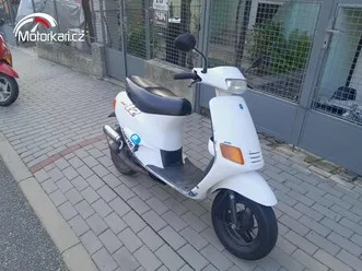piaggio zip 50