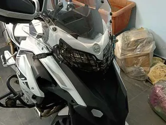 benelli trk 502 bianco