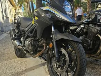 suzuki dl v-strom 650 2019 650 cm3 | moto trail | 39 000 km | gris | 83400 hyeres