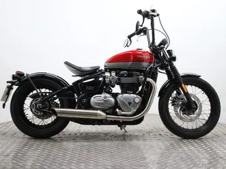 triumph bobber bonneville 1200 cc