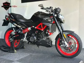 aprilia shiver 900 zwart
