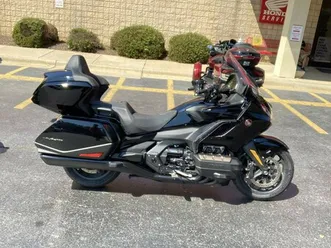 2023 honda® gold wing tour automatic dct