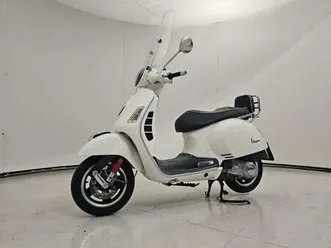 vespa gts 300 super bianco