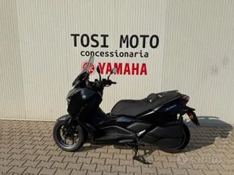yamaha x-max 300 tech max 2024
