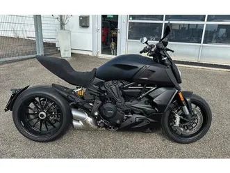ducati diavel 1260 dark stealth - neuwertig - 1.hand