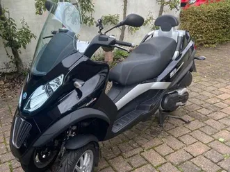 piaggio mp3 400lt