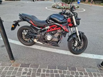 benelli 402 s benelli 302s del 2019 nero