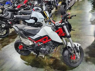 2020 benelli tnt135