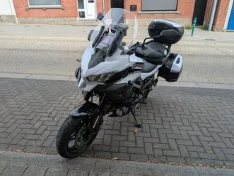 ② kawasaki versys 1000