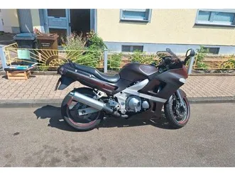 kawasaki zzr600