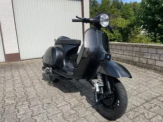 piaggio vespa p200e