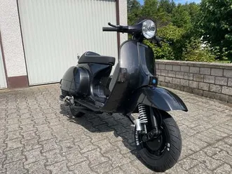 piaggio vespa p200e