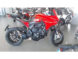vendo mv agusta turismo veloce 800 rosso (2021 - 23) usata a alba (codice 9823419) - moto.it