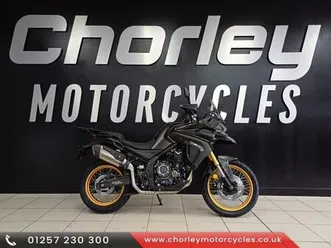 voge ds 525x tourer 2025 **add 3 part aluminium luggage for just £499**