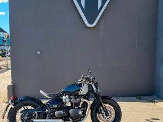triumph bonneville bobber vorführer