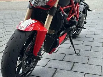 ducati streetfighter
