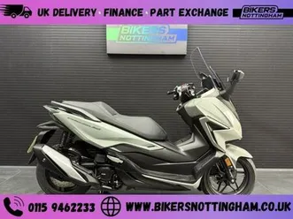 honda forza 350 *pearl grey, 1 owner, full service history, immaculate exampl...