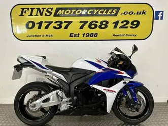 2011 honda cbr600rr, low mileage
