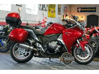 honda vfr1200f stunning example dct automatic & full luggage