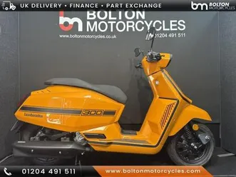 lambretta x 300 sr 2025