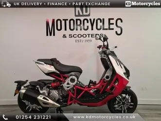 italjet dragster 125 cc learner legal sports scooter massive saving