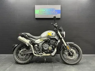 voge ac525x 2024 *ex-display, 1 bike at this price in store*