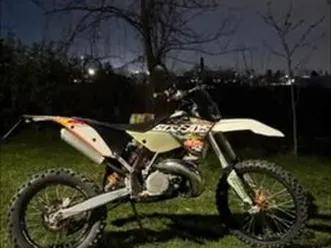 ktm exc 250 motard omologato accetto scambi