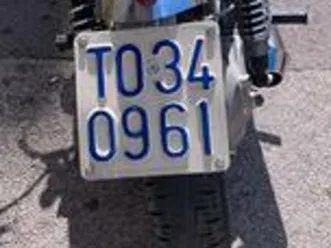 moto guzzi v 35 - 1980