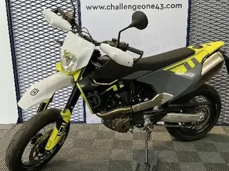 husqvarna 701 supermoto 2025
