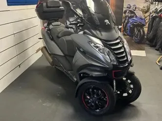 peugeot metropolis 400 rs 2016