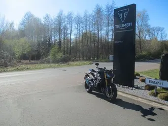 triumph speed triple 1200 rs - my25 sofort verfügbar!!!
