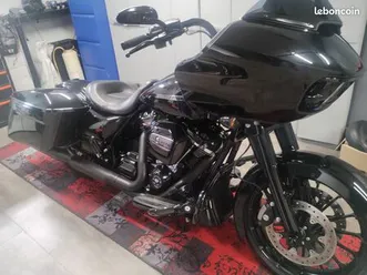 harley road spécial full black