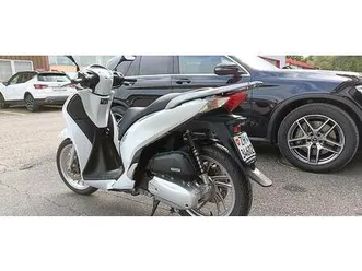 honda sh 125i ad abs - km 4900!! - neuwertiger topzustand canton zurich -