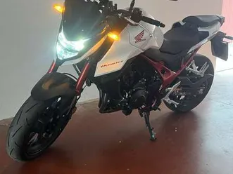 honda hornet cb750 bianco