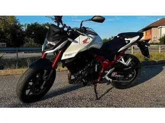 vendo honda cb 750 hornet (2023 - 24) usata a torino (codice 9824922) - moto.it