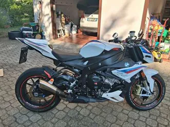 bmw s 1000 r bianco