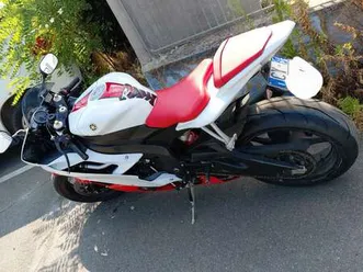 yamaha yzf-r6 bianco