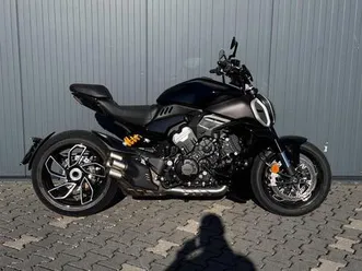 ducati diavel v4